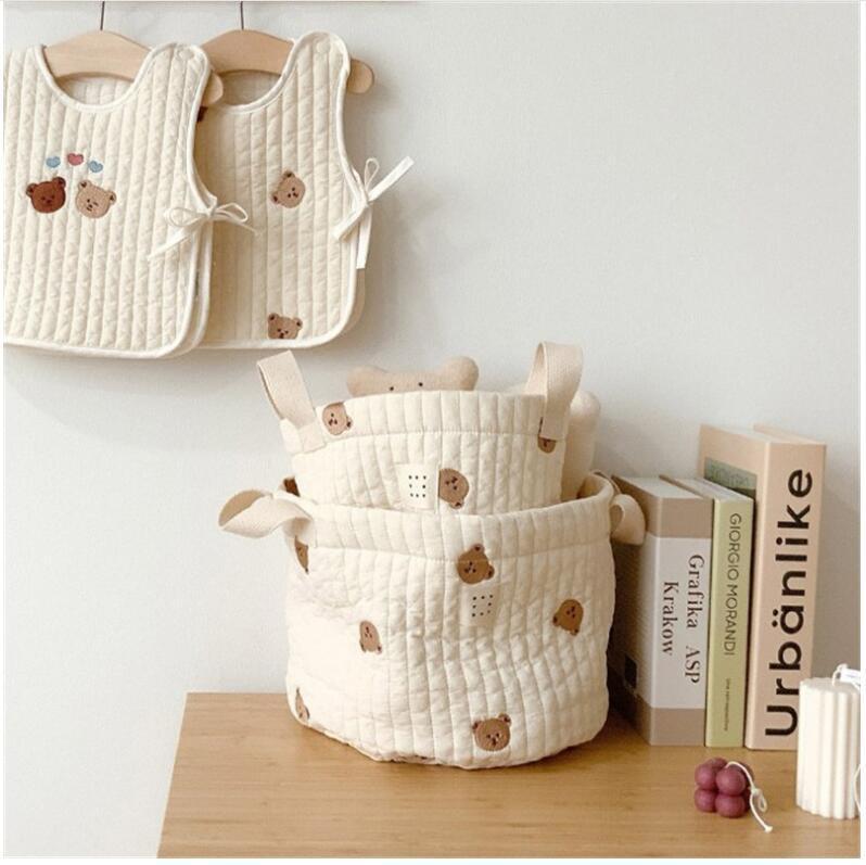 Hanging Crib and Diaper Organizer – bears