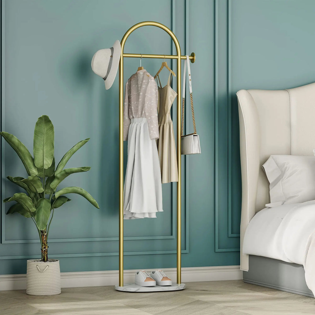 67in Heavy Duty Golden Metal Coat Rack