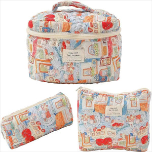 Floral Quilted Travel Cosmetic Bag – Small flowers on white background