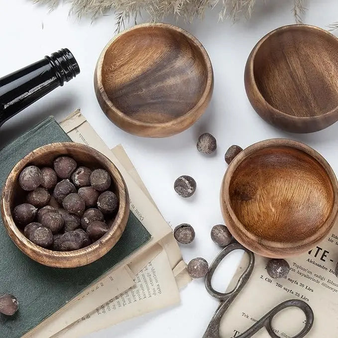 Set of 4 Round Acacia Wood Calabash Bowls