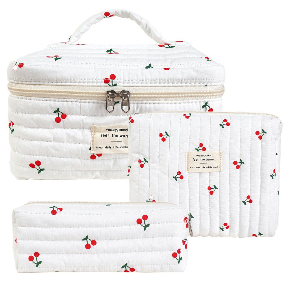 Floral Quilted Travel Cosmetic Bag – Small flowers on white background