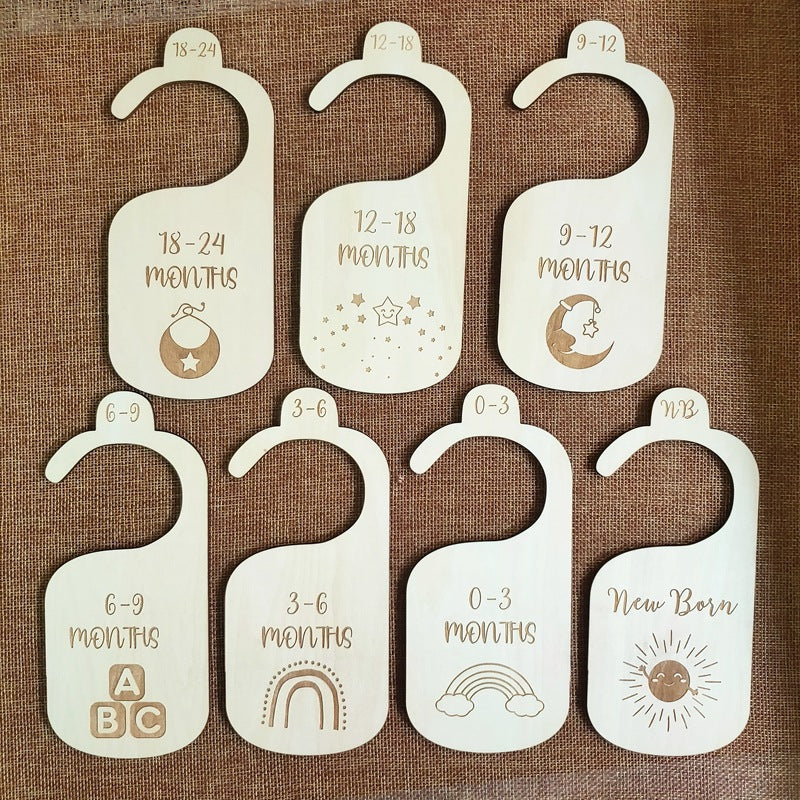 7 Pack Wooden Baby Hangers Nursery Closet Clothes Size Divider – 7pcs-One-sided lettering